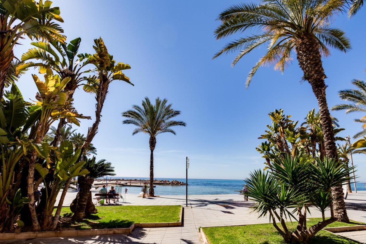 Casa Godisa Appartement Torrevieja Buitenkant foto